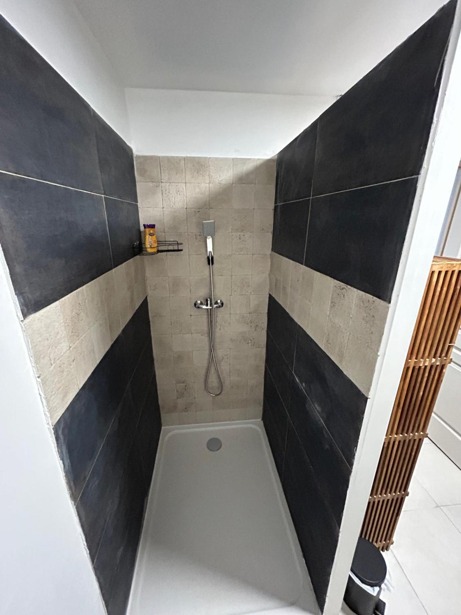 Loft Atypique Au Coeur De La Provence Holiday home Carpentras